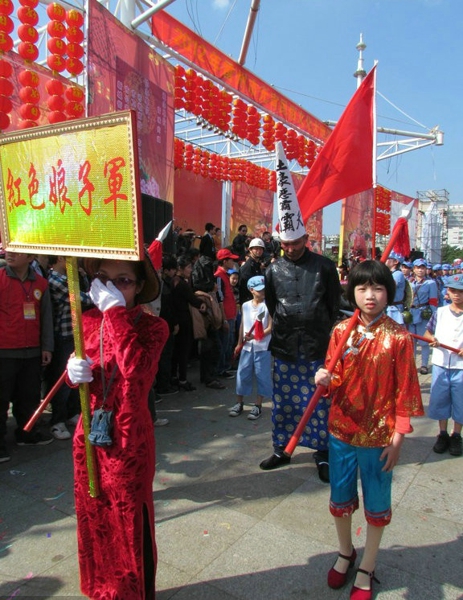 2012年雷州市元宵民俗文化大巡游图片